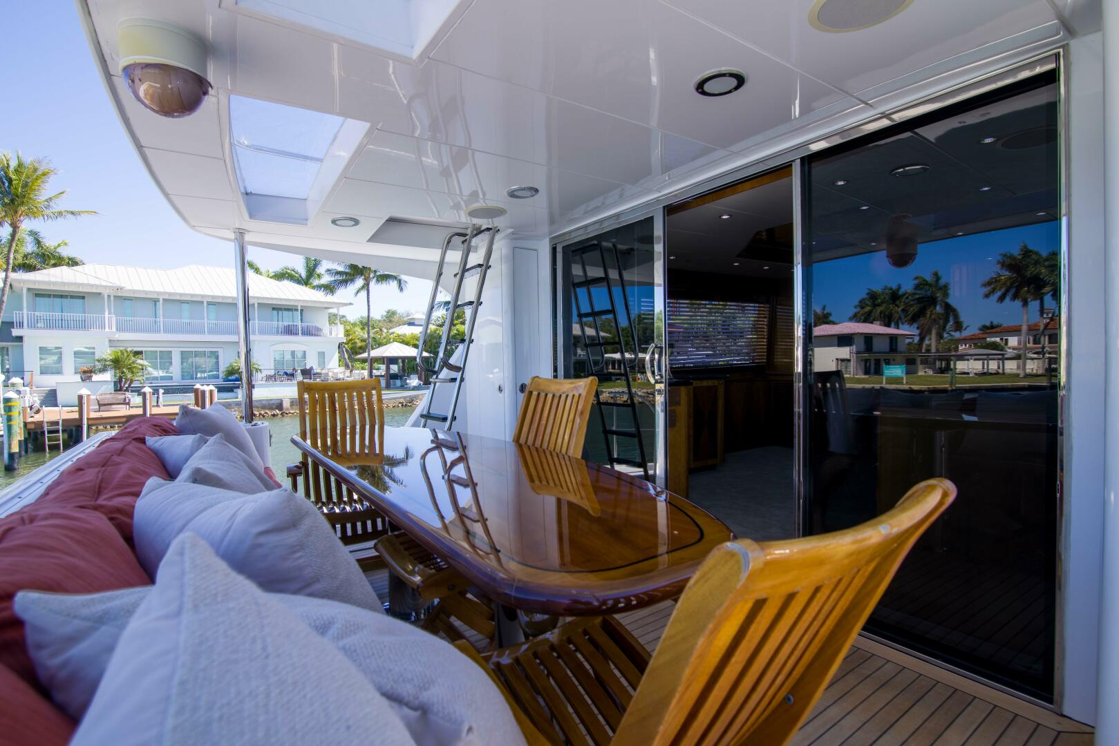 Slide: The Image of Aft Deck Seating - 5138755