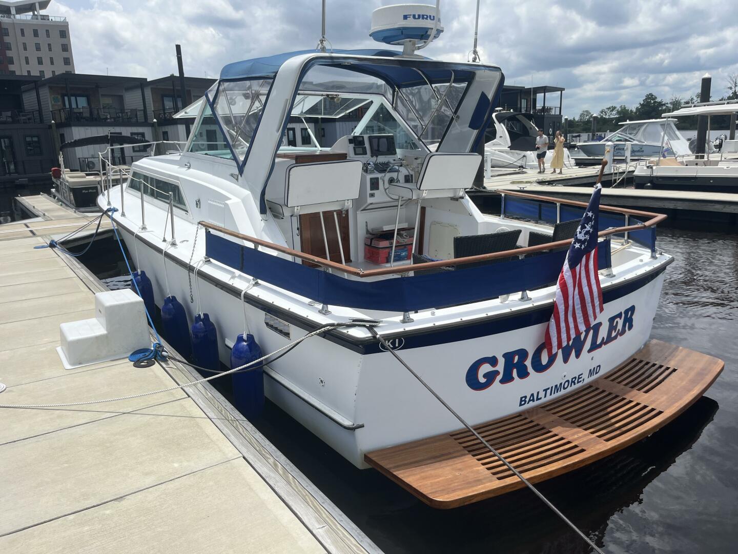 Slide: The Image of Hatteras Coastal Cruiser 1971 - 5450181