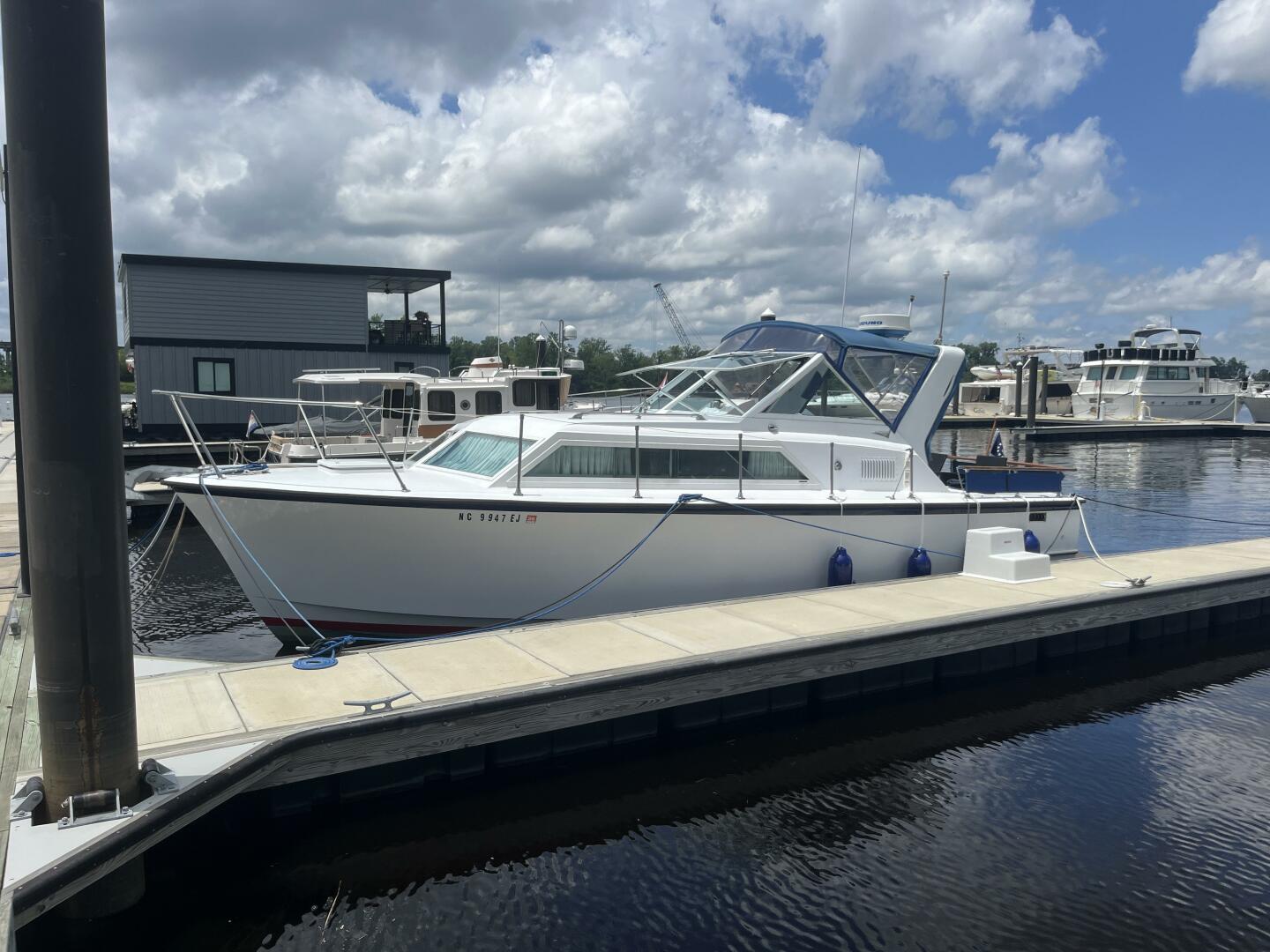 Slide: The Image of Hatteras Coastal Cruiser 1971 - 5450183