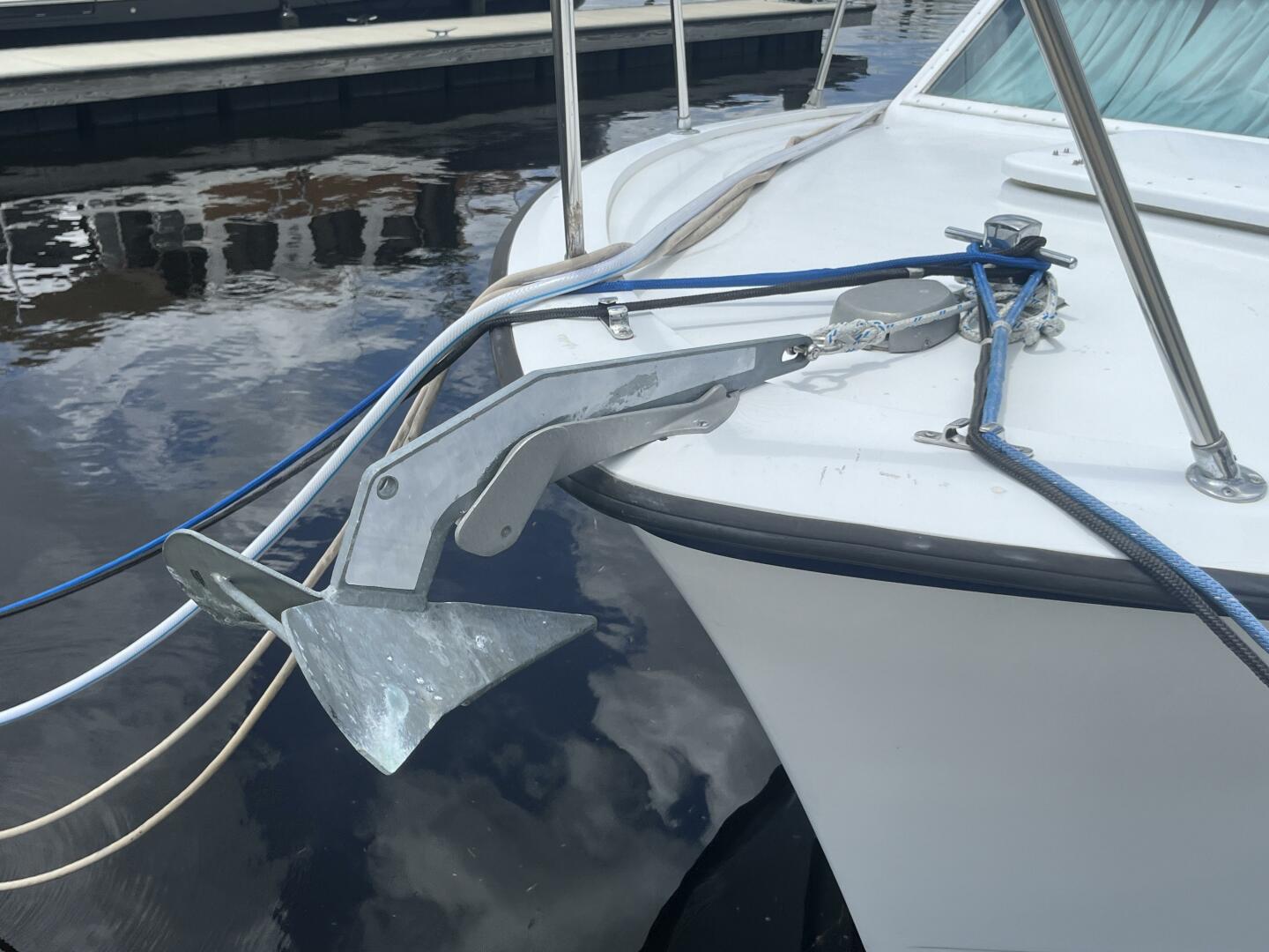 Slide: The Image of Hatteras Coastal Cruiser 1971 - 5450185