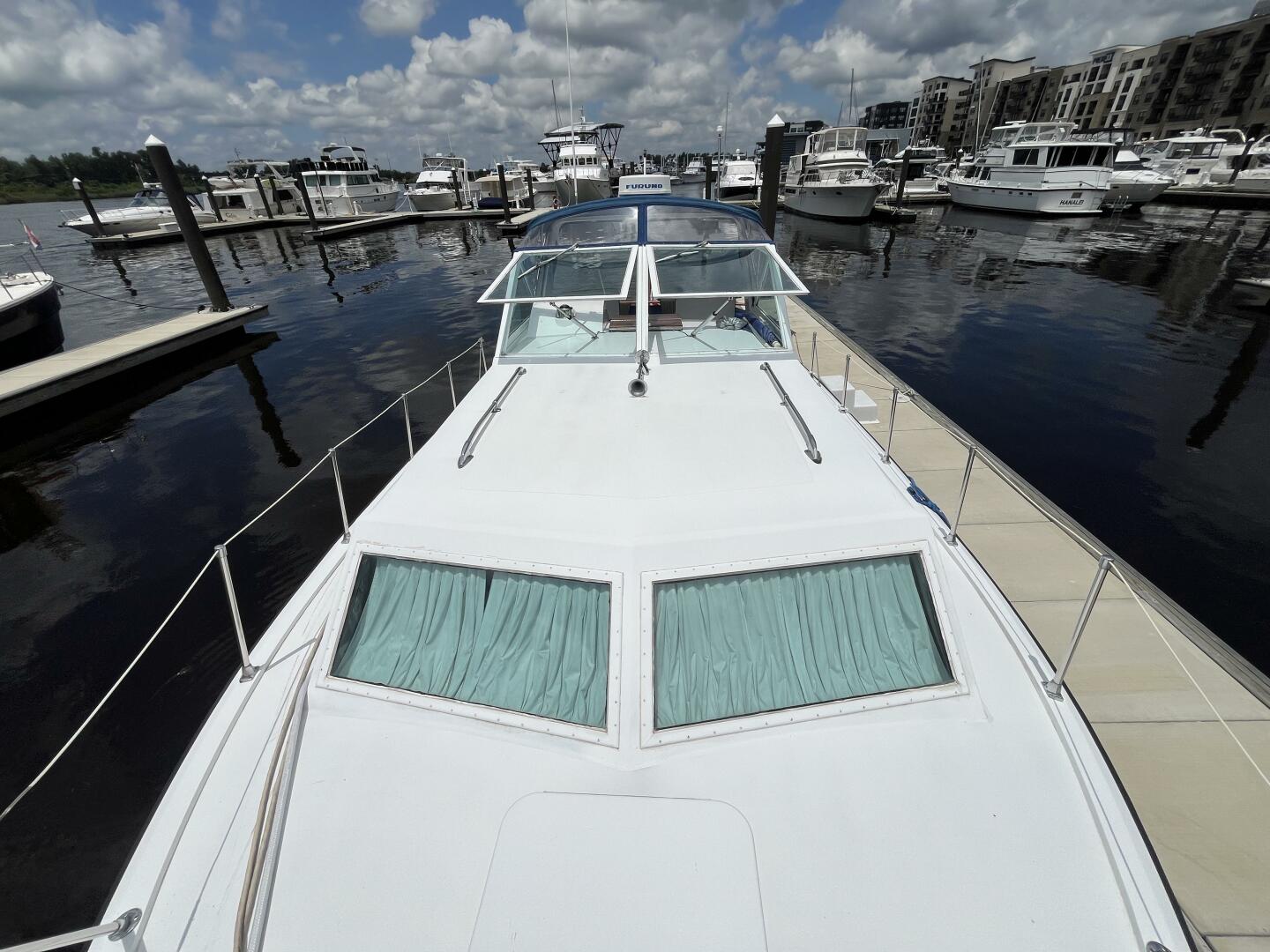 Slide: The Image of Hatteras Coastal Cruiser 1971 - 5450187