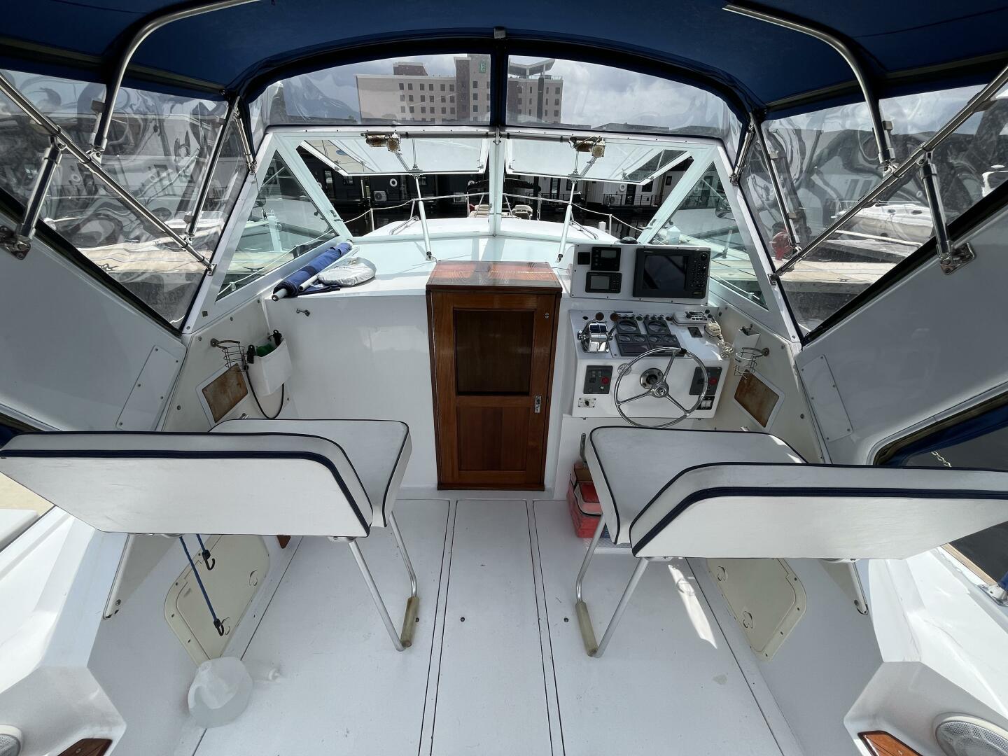 Slide: The Image of Hatteras Coastal Cruiser 1971 - 5450189