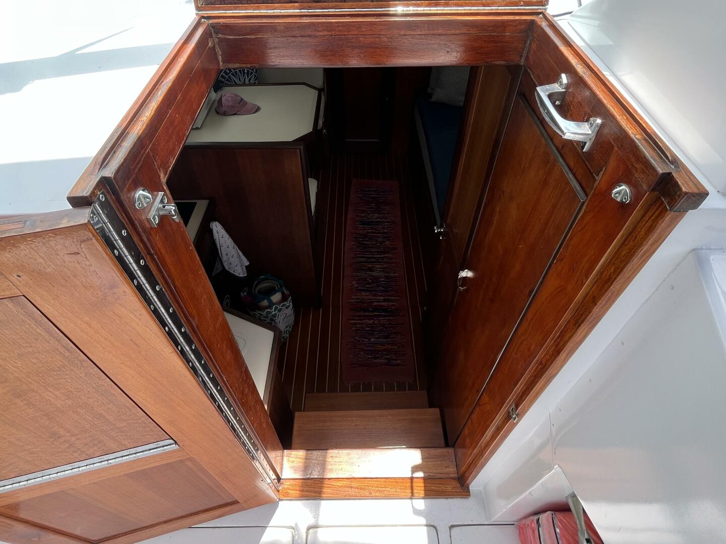 Slide: The Image of Hatteras Coastal Cruiser 1971 - 5450198