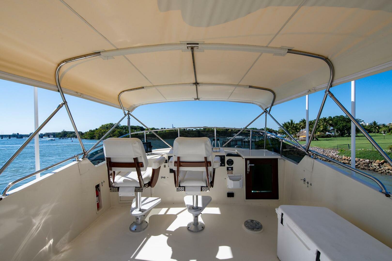 Slide: The Image of Hatteras Cockpit Motor Yacht 1986 - 4467361