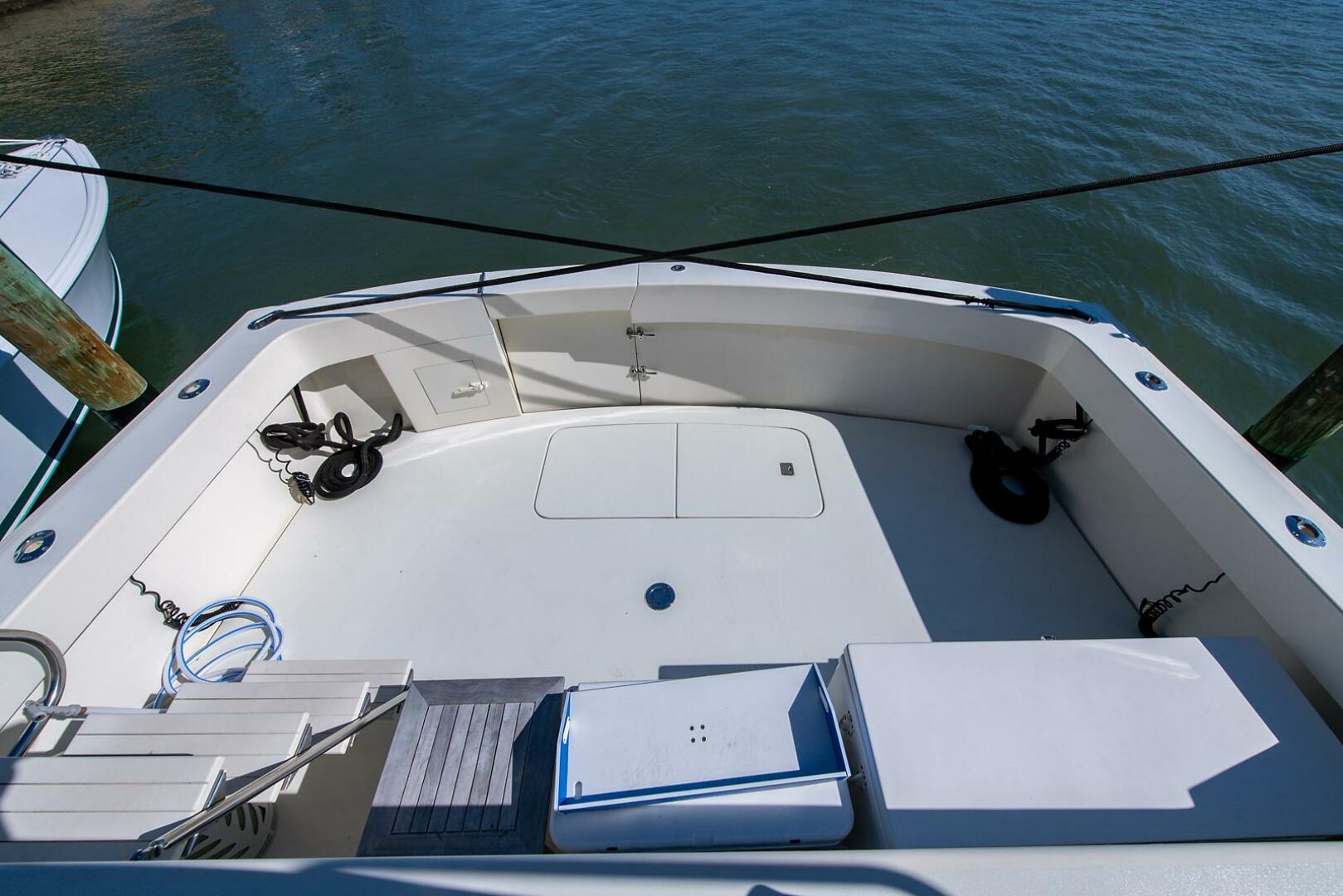 Slide: The Image of Hatteras Cockpit Motor Yacht 1986 - 4467343