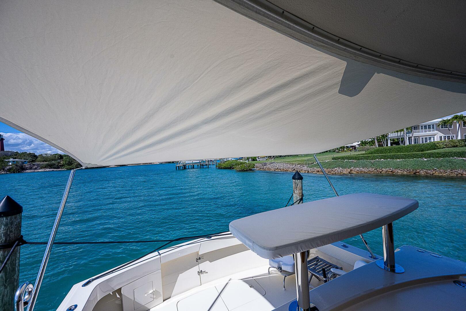 Slide: The Image of Hatteras Cockpit Motor Yacht 1986 - 4467393