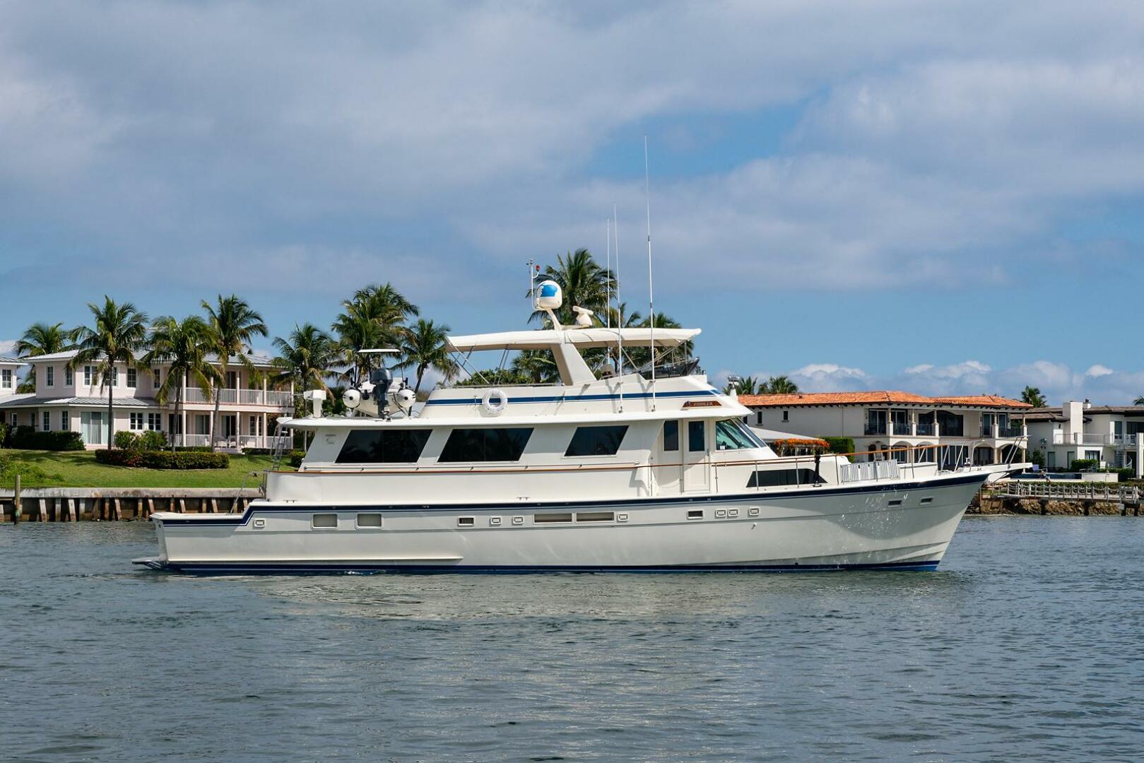 Slide: The Image of Hatteras Cockpit Motor Yacht 1986 - 4467391