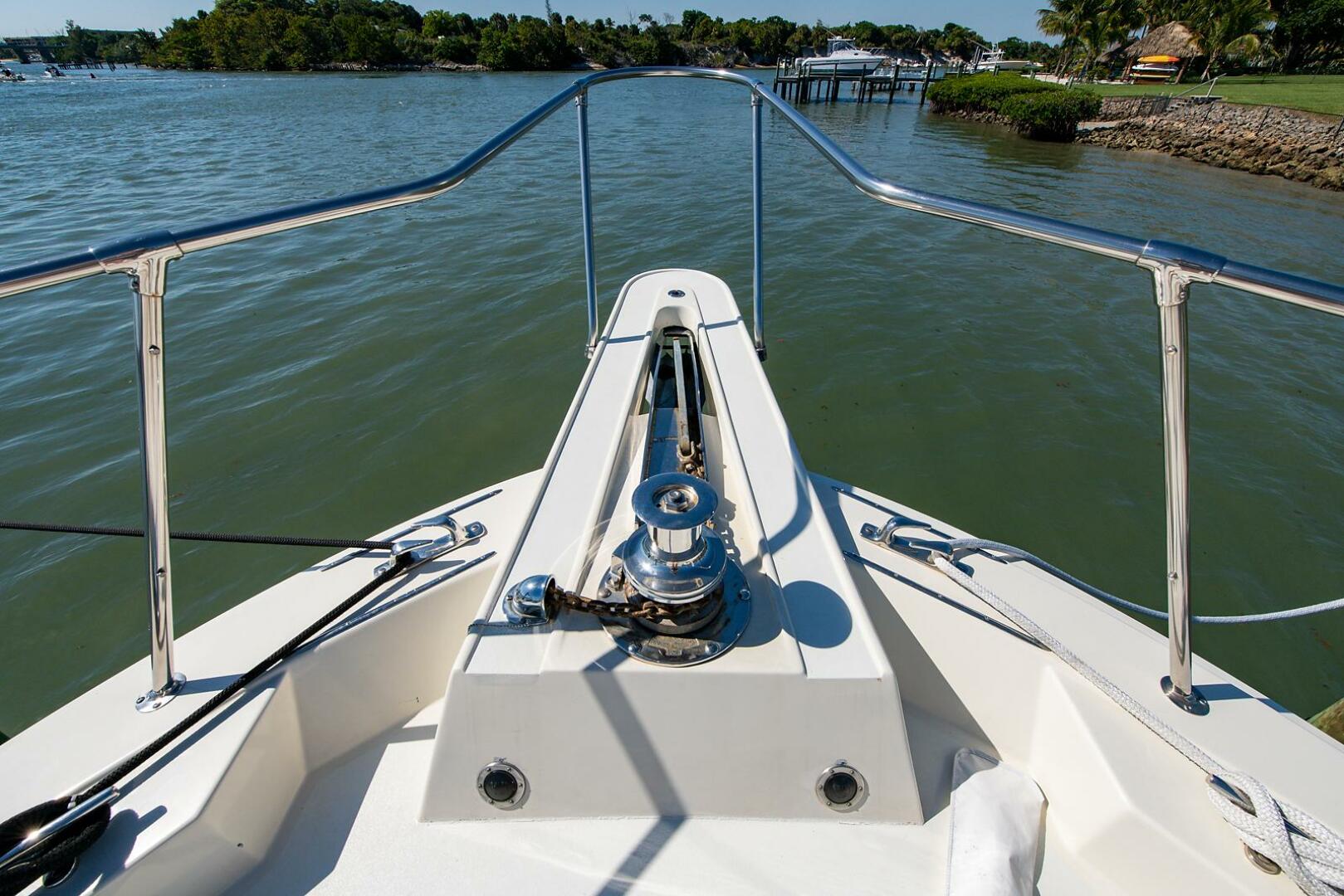 Slide: The Image of Hatteras Cockpit Motor Yacht 1986 - 4467351