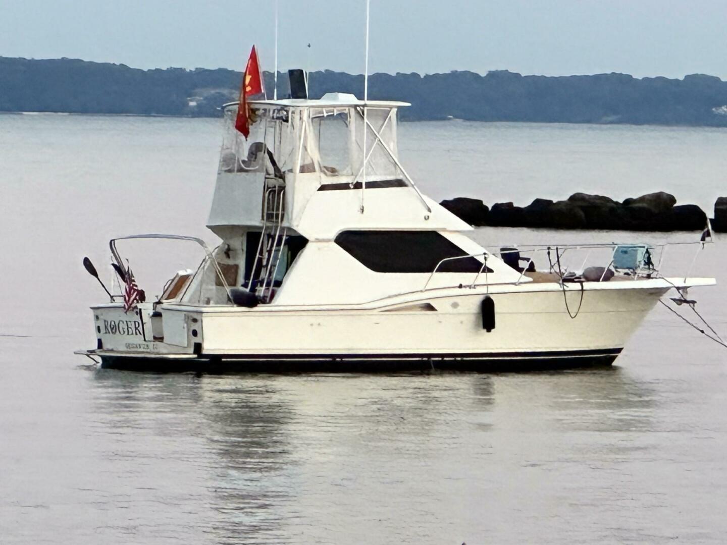Slide: The Image of Hatteras Convertible 1995 - 0