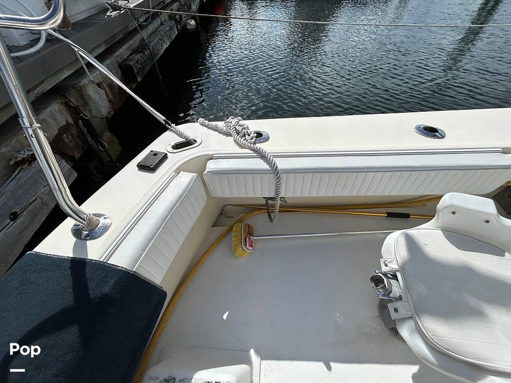 Slide: The Image of Hatteras Convertible 42 1990 - 15685772