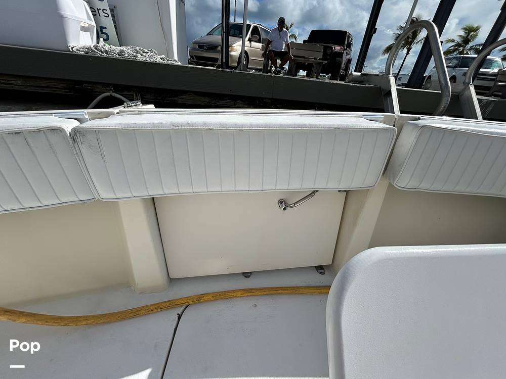 Slide: The Image of Hatteras Convertible 42 1990 - 15685778