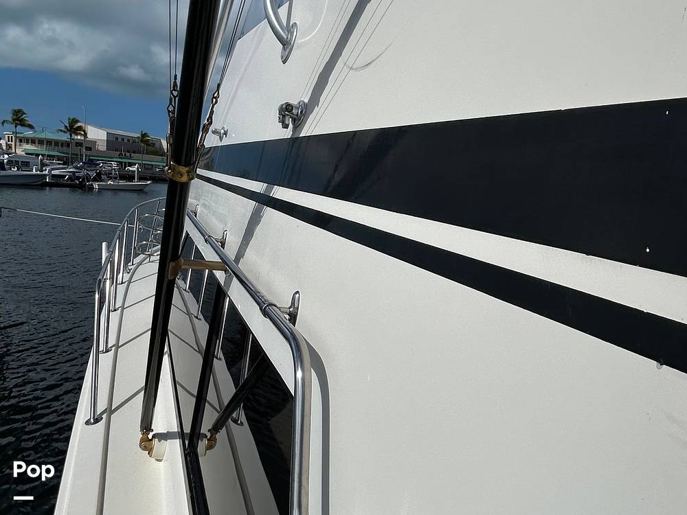 Slide: The Image of Hatteras Convertible 42 1990 - 15685805