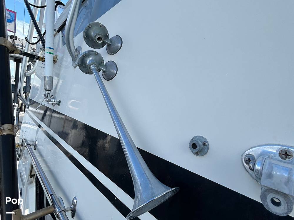 Slide: The Image of Hatteras Convertible 42 1990 - 15685846