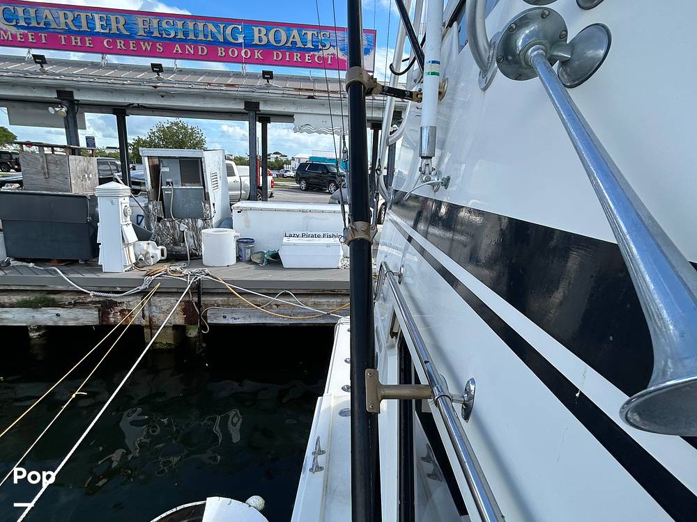 Slide: The Image of Hatteras Convertible 42 1990 - 15685848