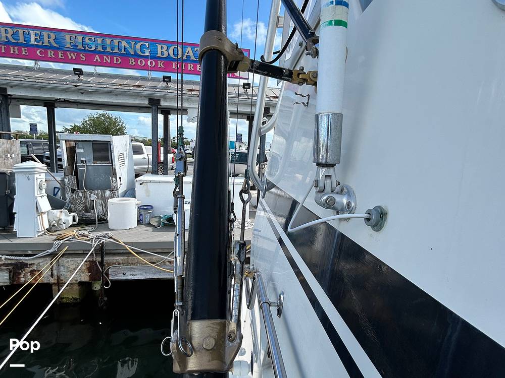 Slide: The Image of Hatteras Convertible 42 1990 - 15685849