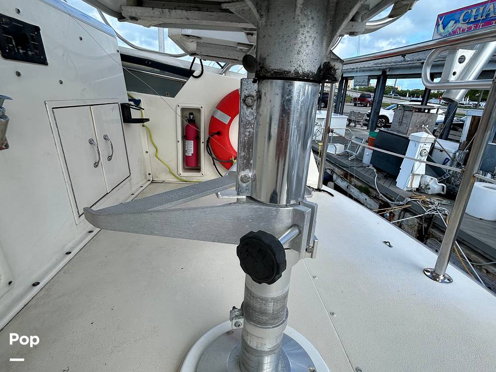 Slide: The Image of Hatteras Convertible 42 1990 - 15685894