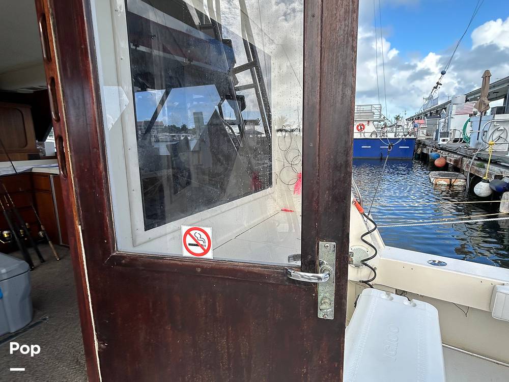 Slide: The Image of Hatteras Convertible 42 1990 - 15685896