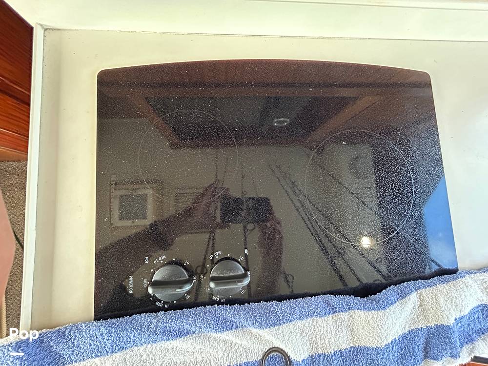 Slide: The Image of Hatteras Convertible 42 1990 - 15685913