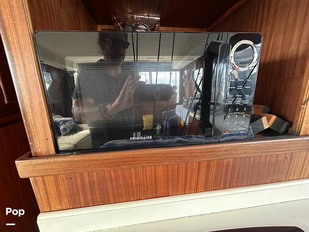 Slide: The Image of Hatteras Convertible 42 1990 - 15685914