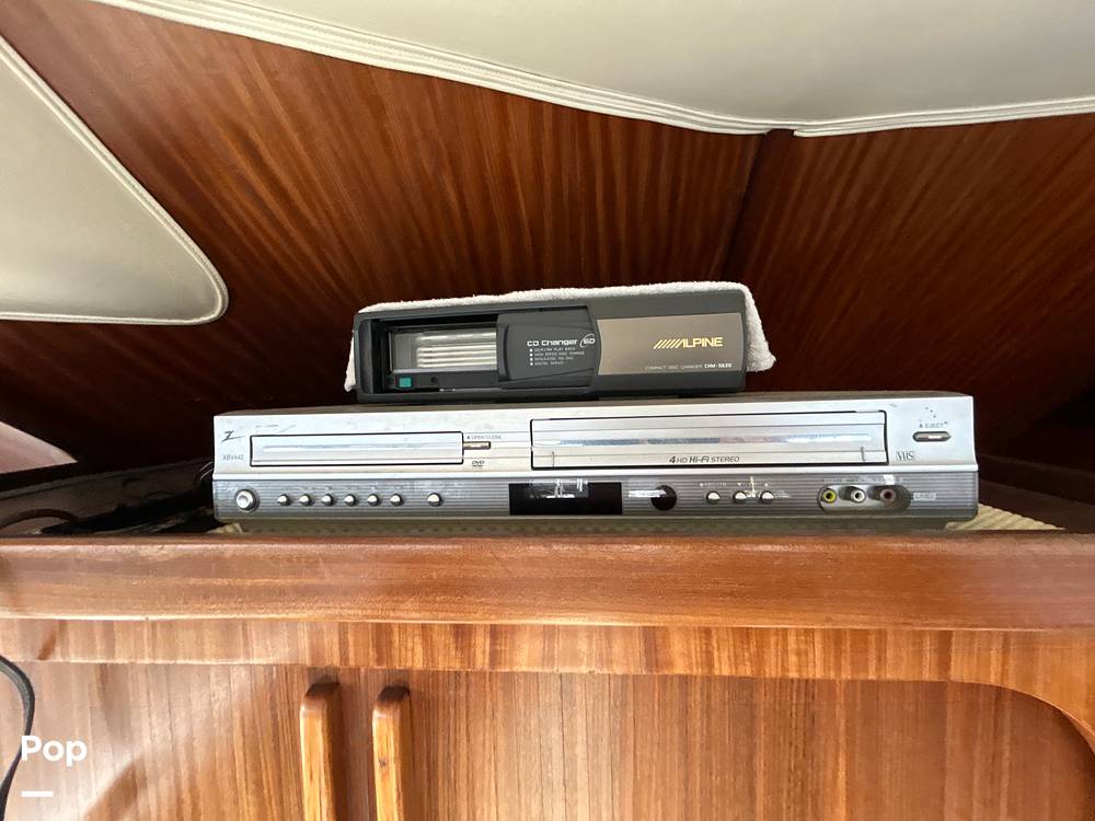 Slide: The Image of Hatteras Convertible 42 1990 - 15685926