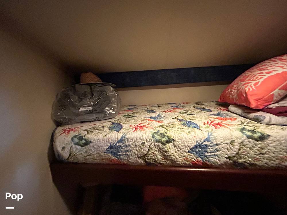 Slide: The Image of Hatteras Convertible 42 1990 - 15685936