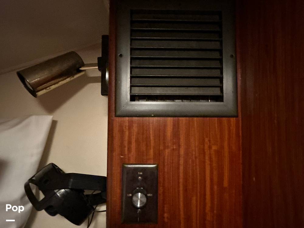 Slide: The Image of Hatteras Convertible 42 1990 - 15685943