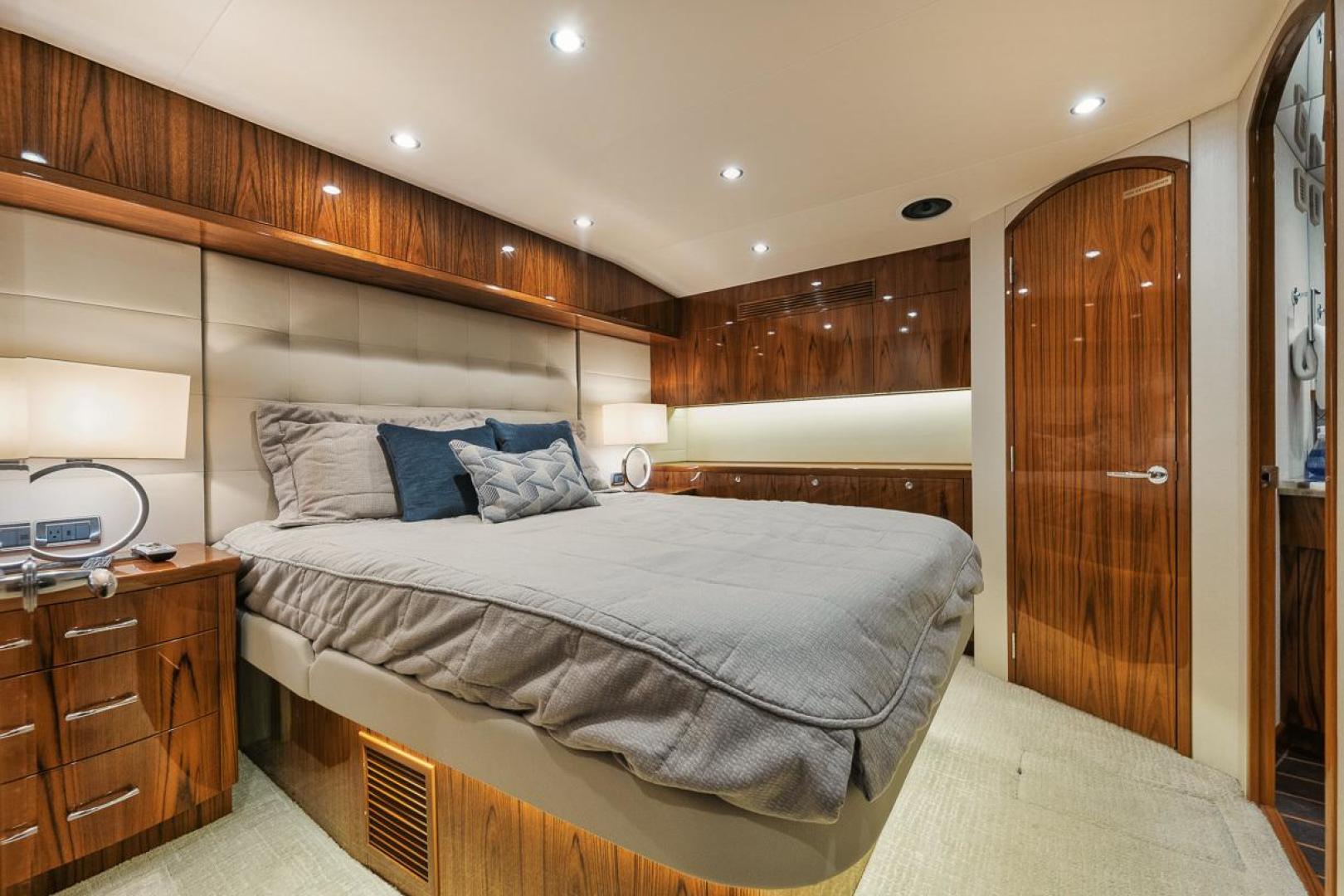 Slide: The Image of Hatteras Convertible GT59 2020 - 3665928