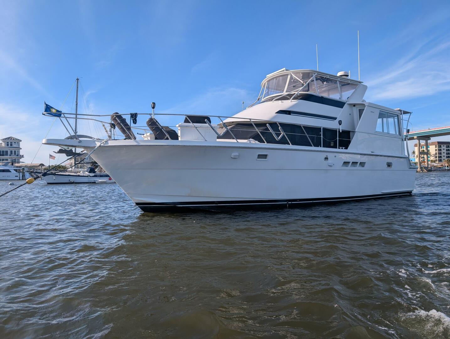 Slide: The Image of 48' Hatteras port forward profile1 - 5059795