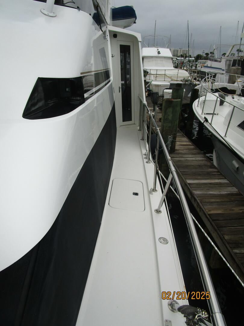 Slide: The Image of 48' Hatteras port side deck1 - 5059799