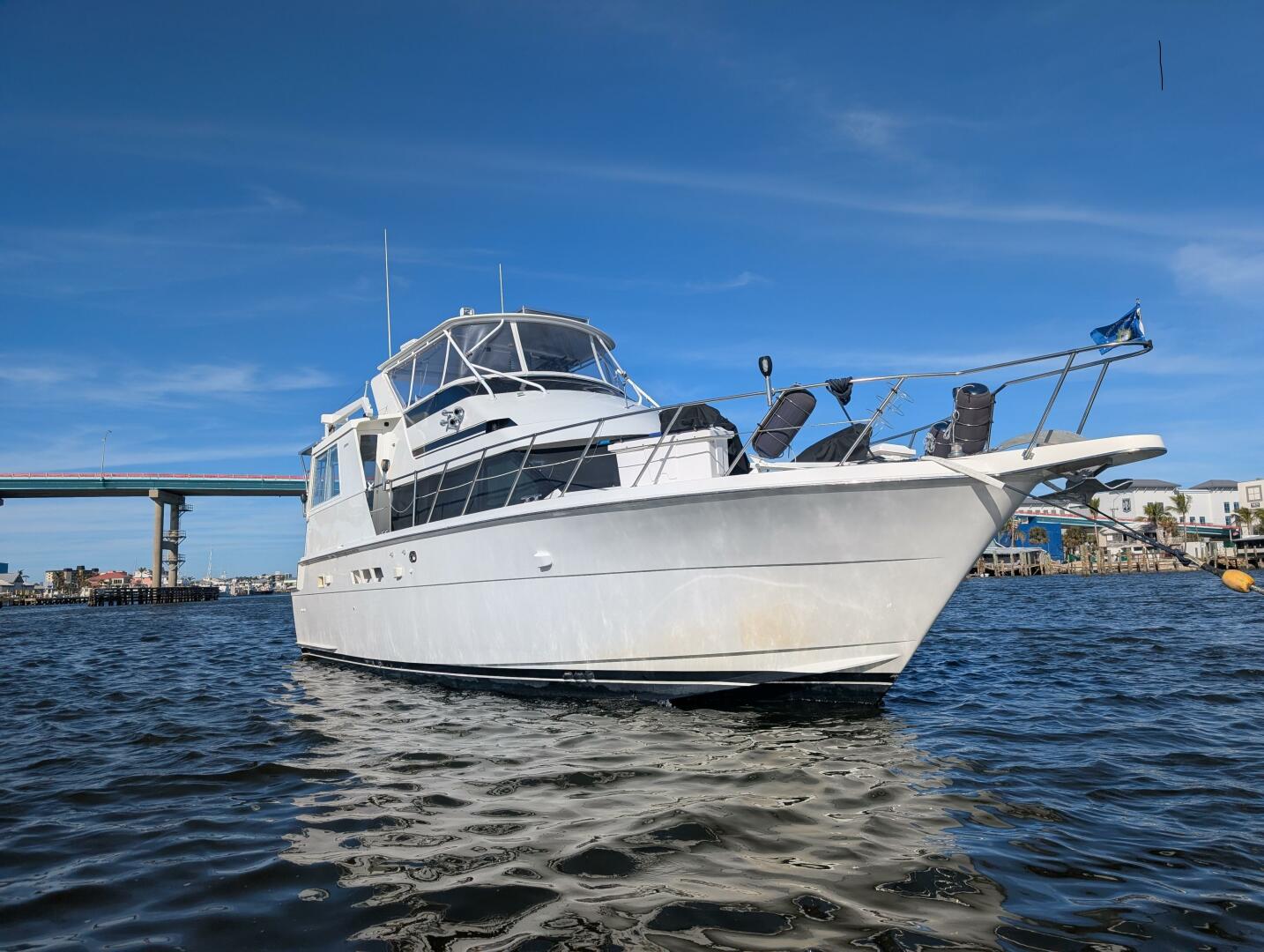 Slide: The Image of 48' Hatteras starboard forward profile - 5059810