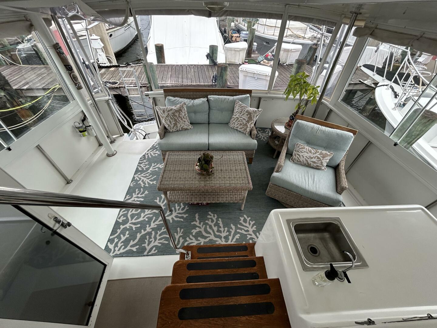 Slide: The Image of 48' Hatteras sundeck - 5059817