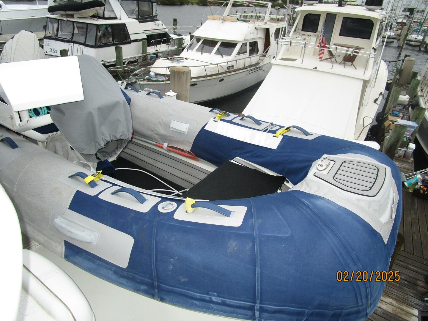 Slide: The Image of 48' Hatteras tender1 - 5059826