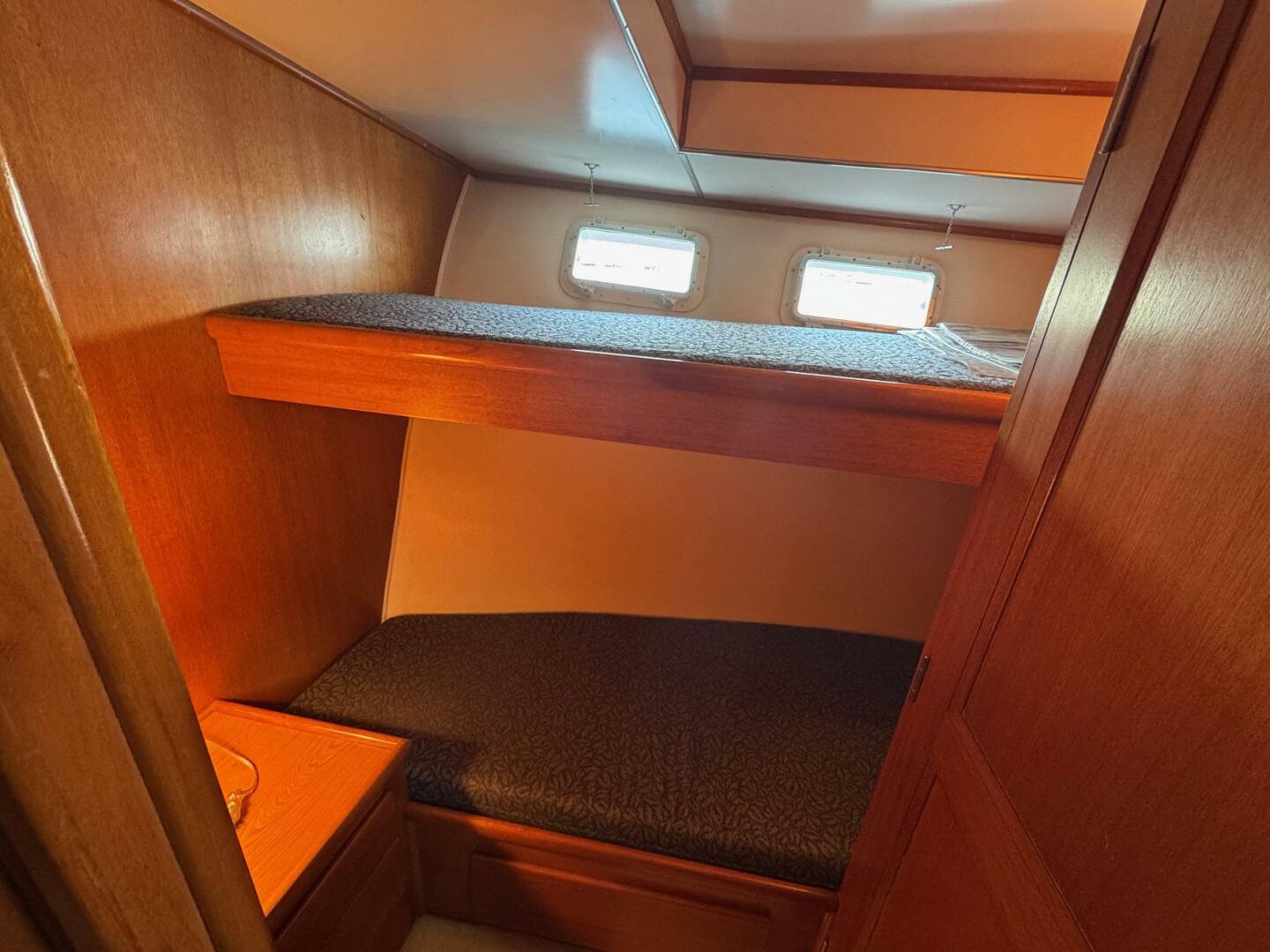 Slide: The Image of Hatteras Double Cabin 1968 - 5219737