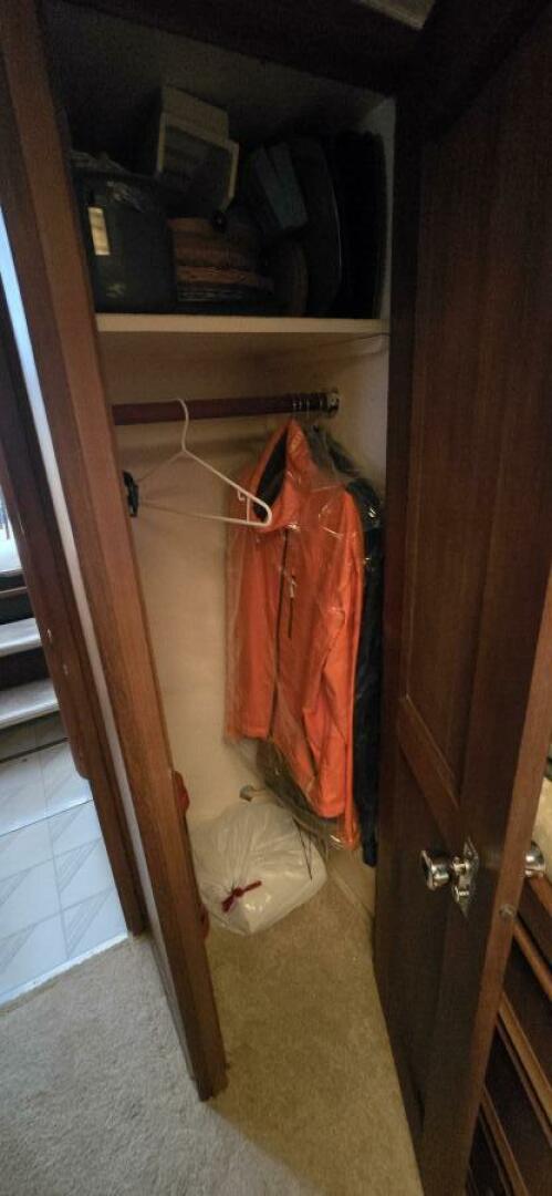 Slide: The Image of Hatteras Double Cabin 1978 - 5165078