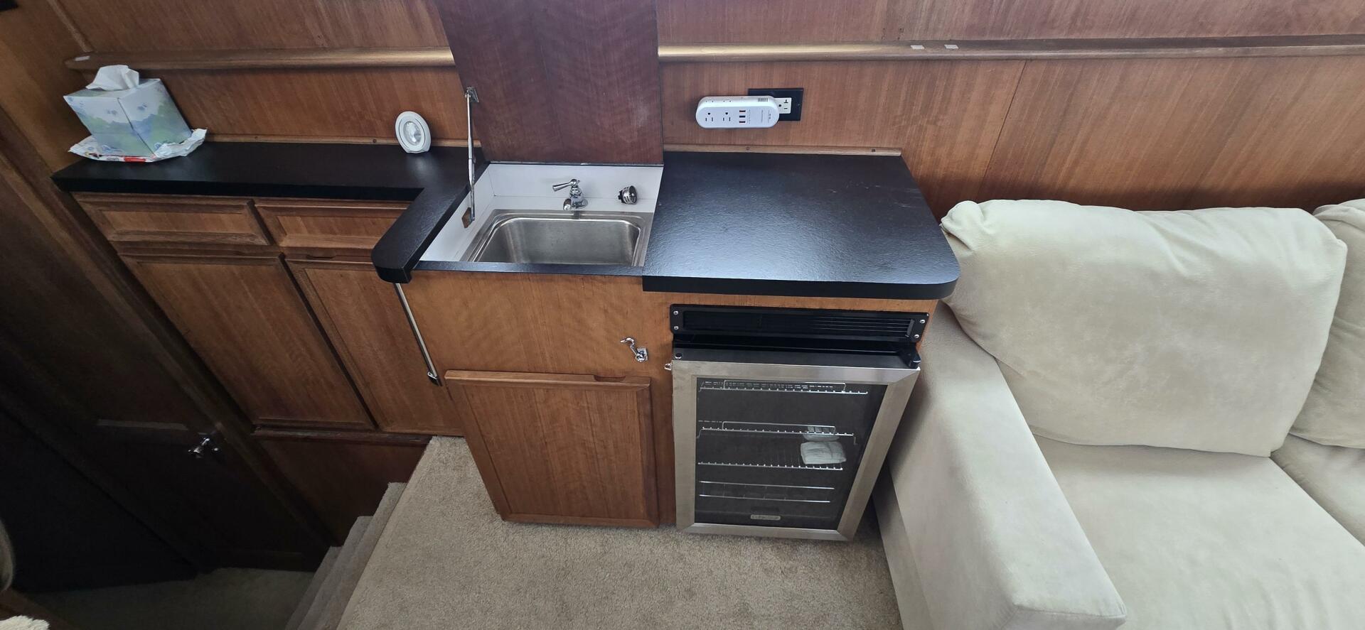 Slide: The Image of Hatteras Double Cabin 1978 - 5165088