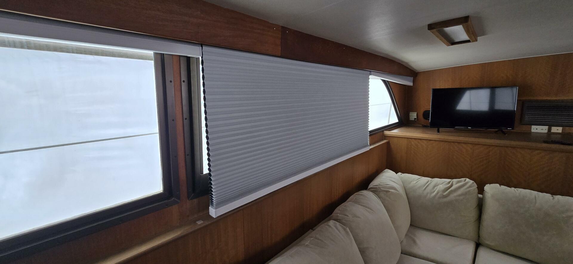 Slide: The Image of Hatteras Double Cabin 1978 - 5165093