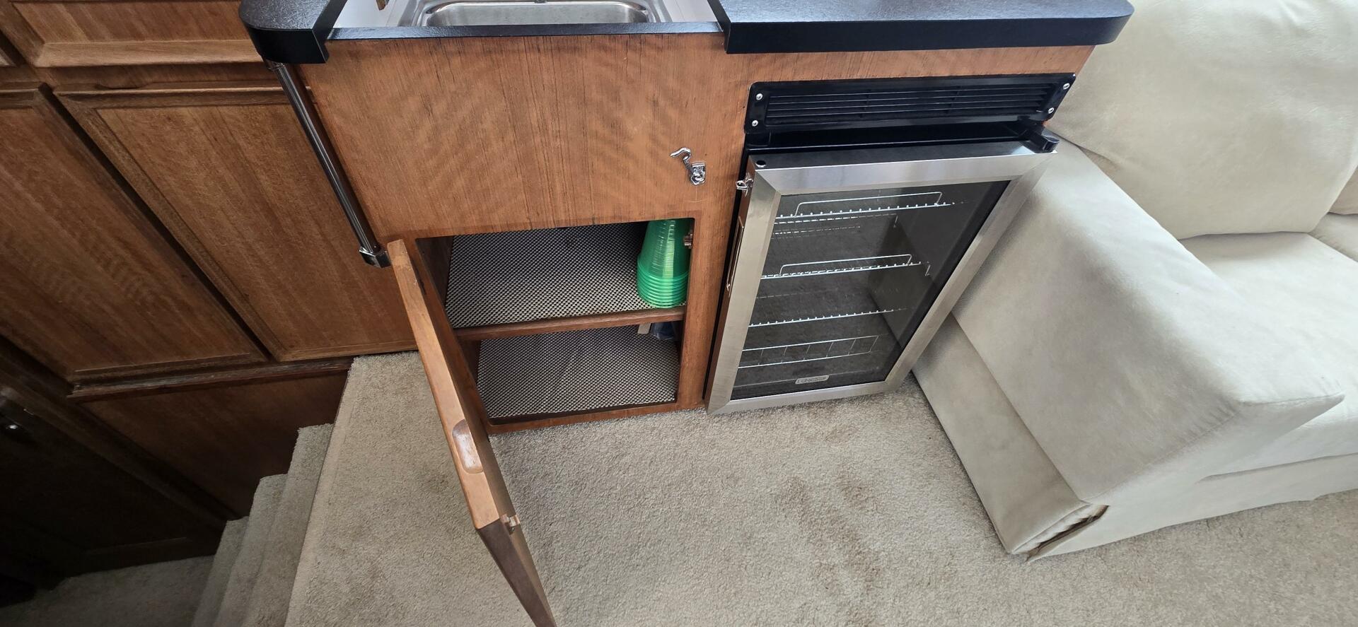 Slide: The Image of Hatteras Double Cabin 1978 - 5165106