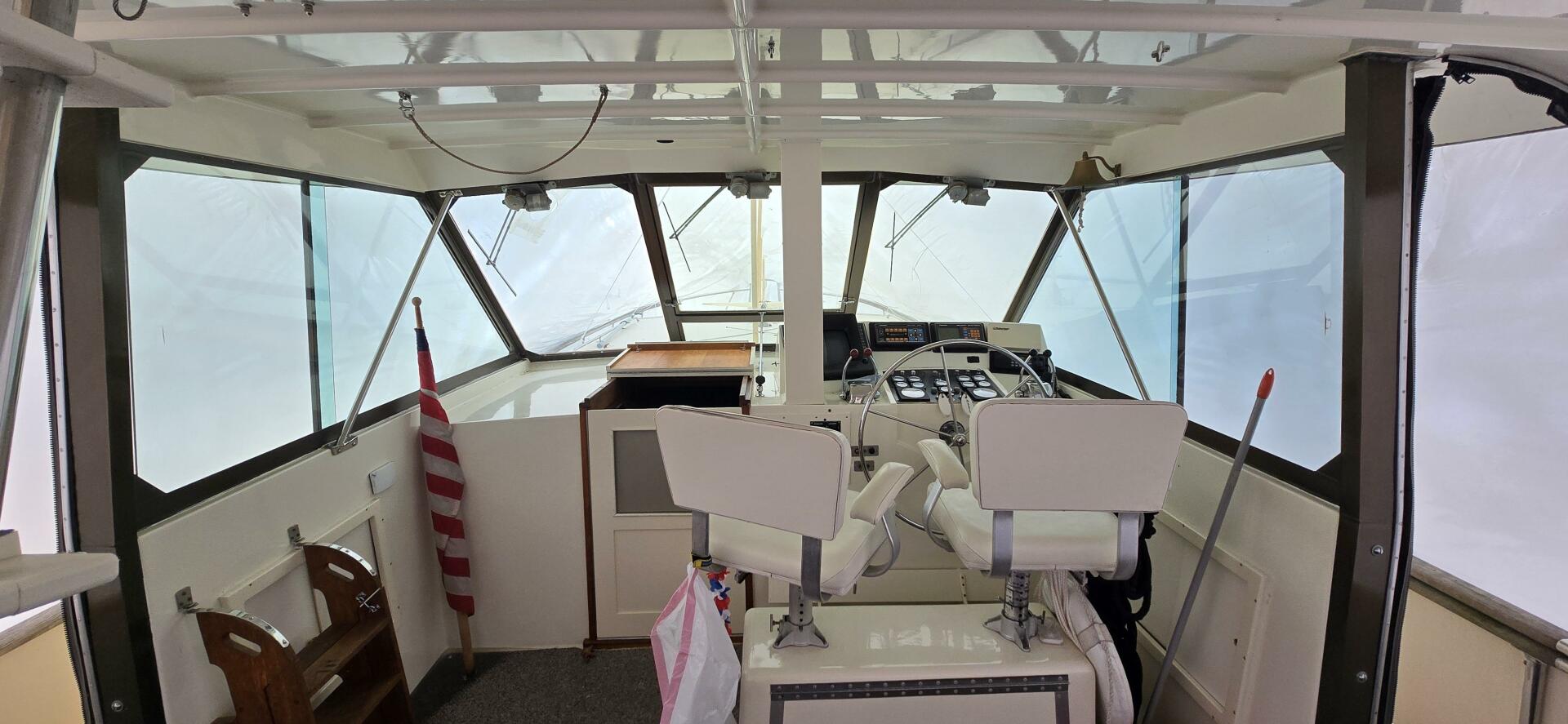 Slide: The Image of Hatteras Double Cabin 1978 - 5165115