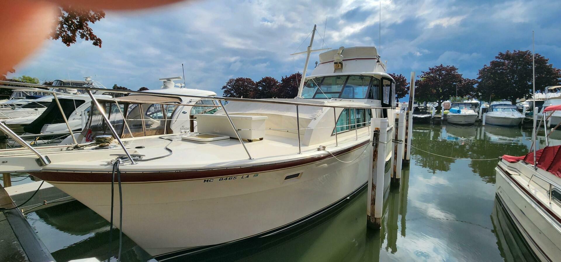 Slide: The Image of Hatteras Double Cabin 1978 - 5165121