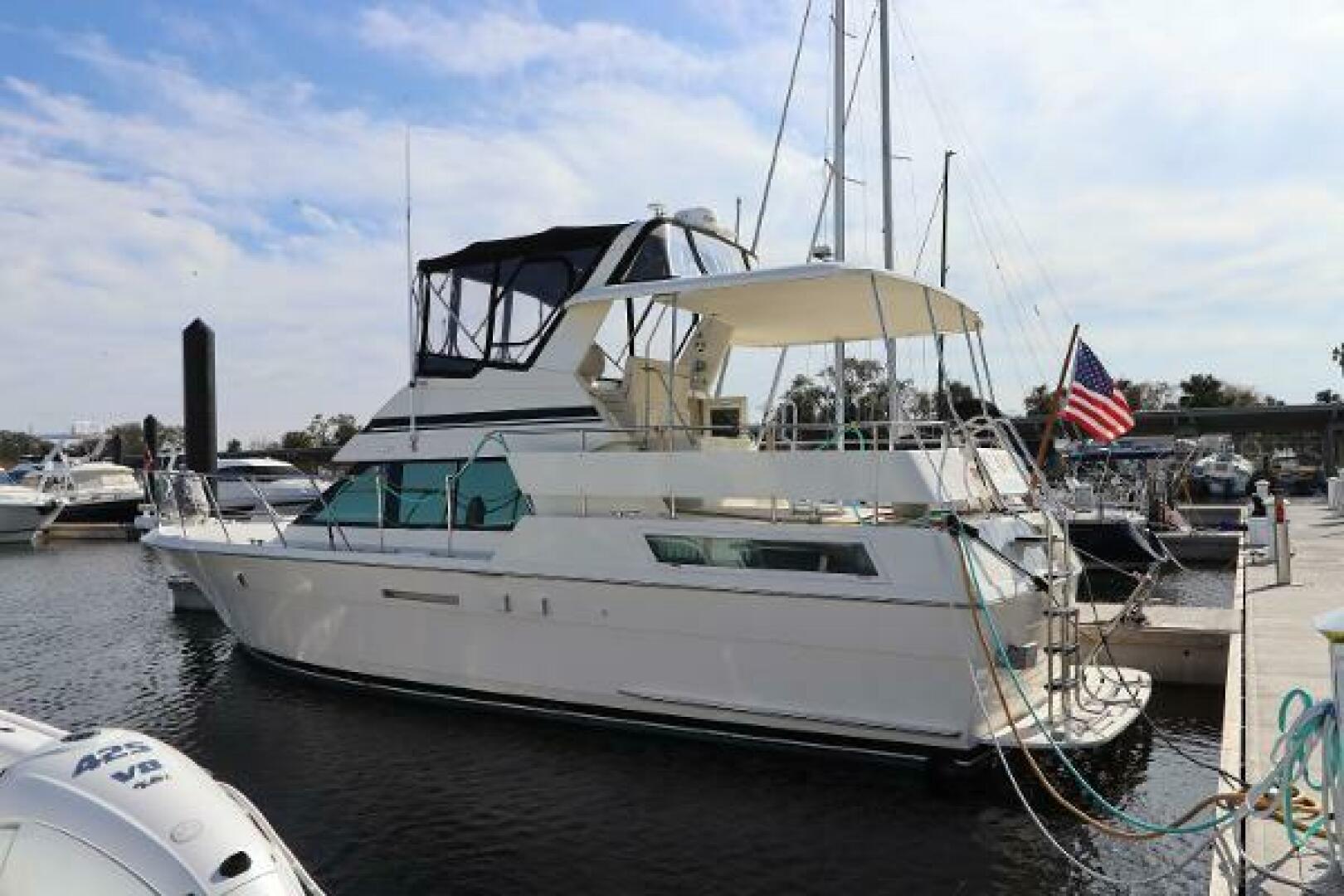 Slide: The Image of Hatteras Double Cabin 1990 - 5008140