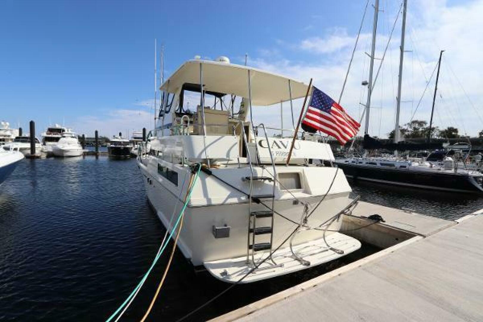 Slide: The Image of Hatteras Double Cabin 1990 - 5008142