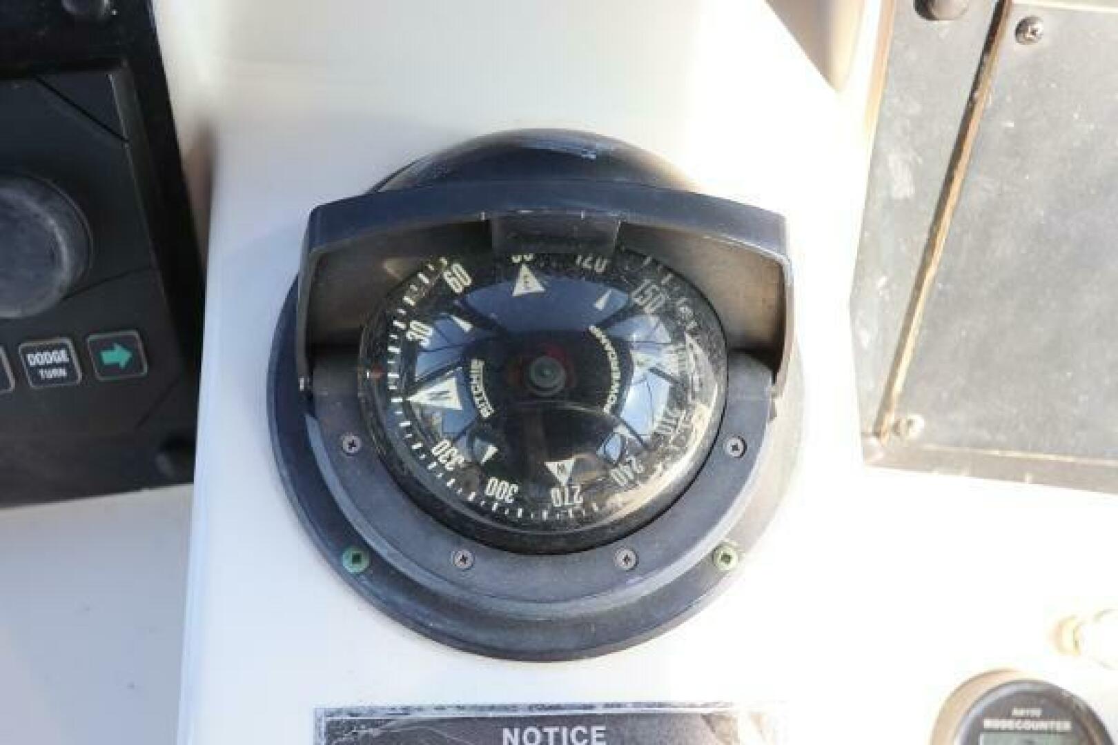 Slide: The Image of Hatteras Double Cabin 1990 - 5008165