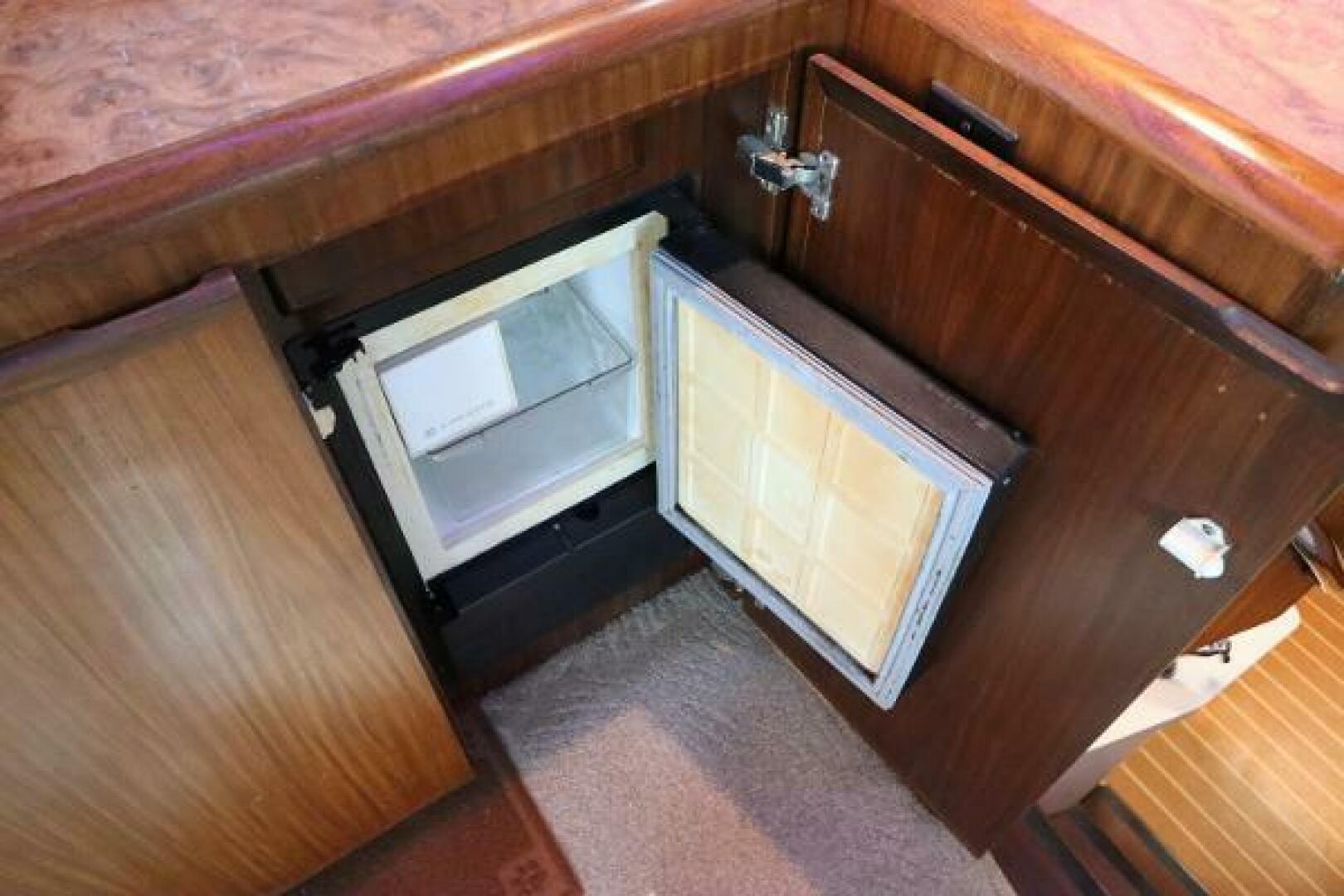 Slide: The Image of Hatteras Double Cabin 1990 - 5008173