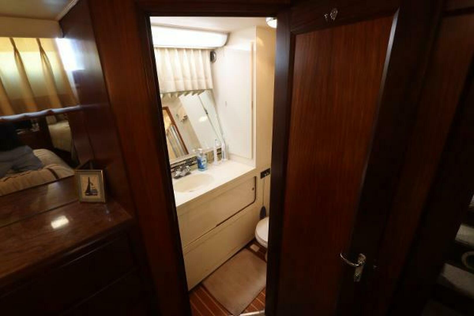 Slide: The Image of Hatteras Double Cabin 1990 - 5008195