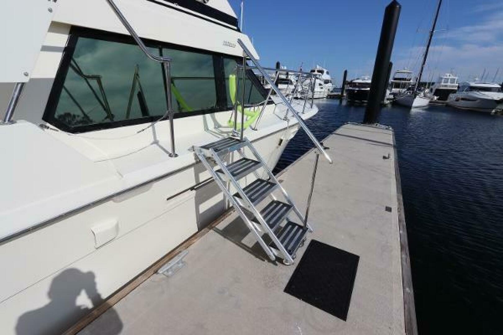 Slide: The Image of Hatteras Double Cabin 1990 - 5008148