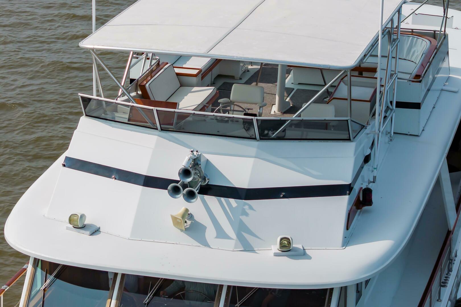 Slide: The Image of 1980 Hatteras Extended Deck Power 9832157 981829154 0 090620250652 6 - 5375842