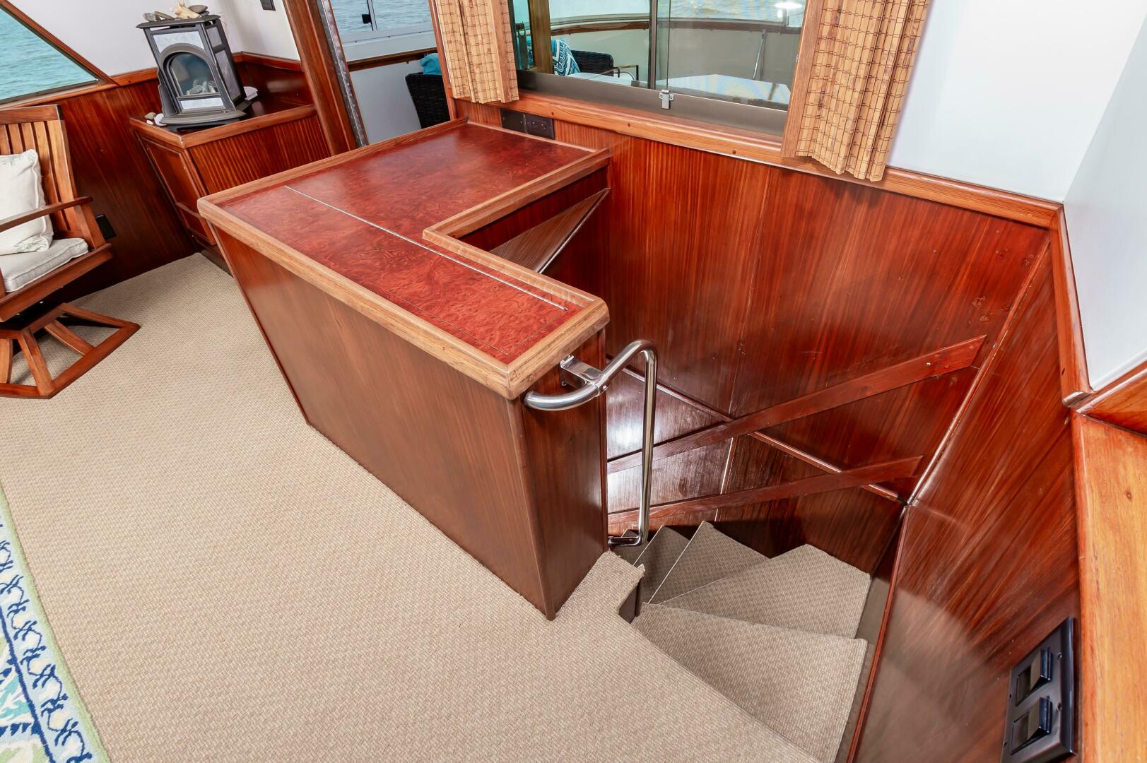 Slide: The Image of 1980 Hatteras Extended Deck Power 9832157 981829202 0 090620250656 40 - 5375809