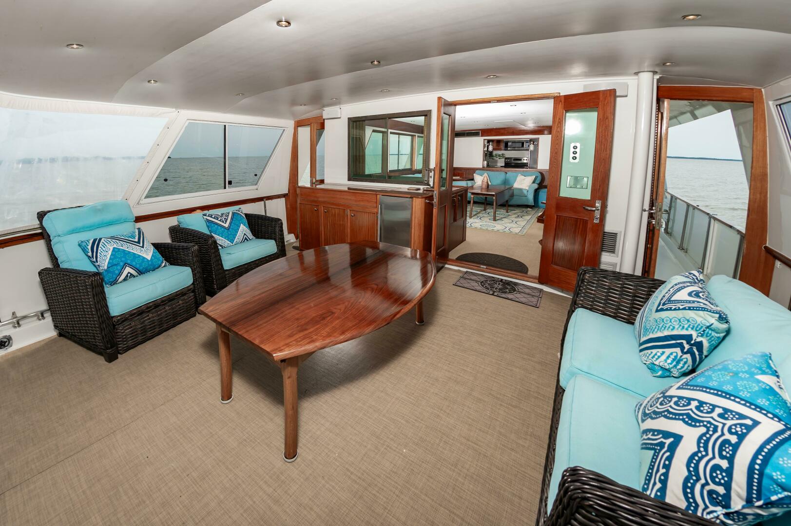 Slide: The Image of 1980 Hatteras Extended Deck Power 9832157 981829171 0 090620250654 23 - 5375825