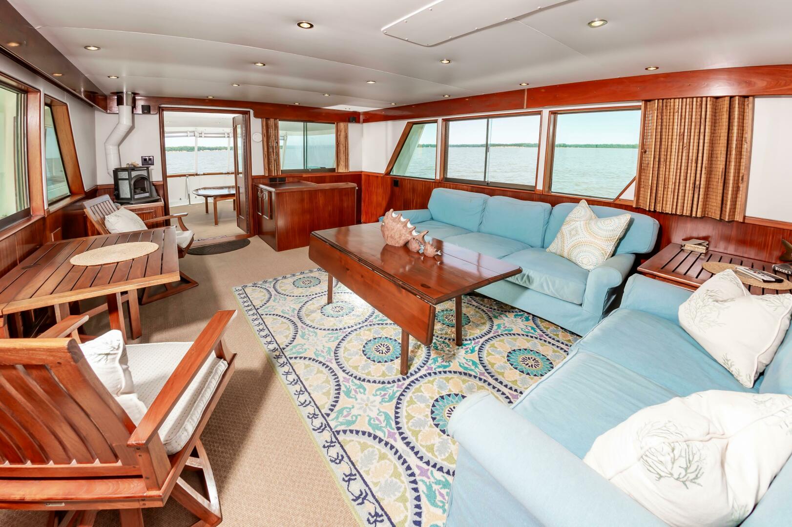 Slide: The Image of 1980 Hatteras Extended Deck Power 9832157 981829168 0 090620250654 20 - 5375828