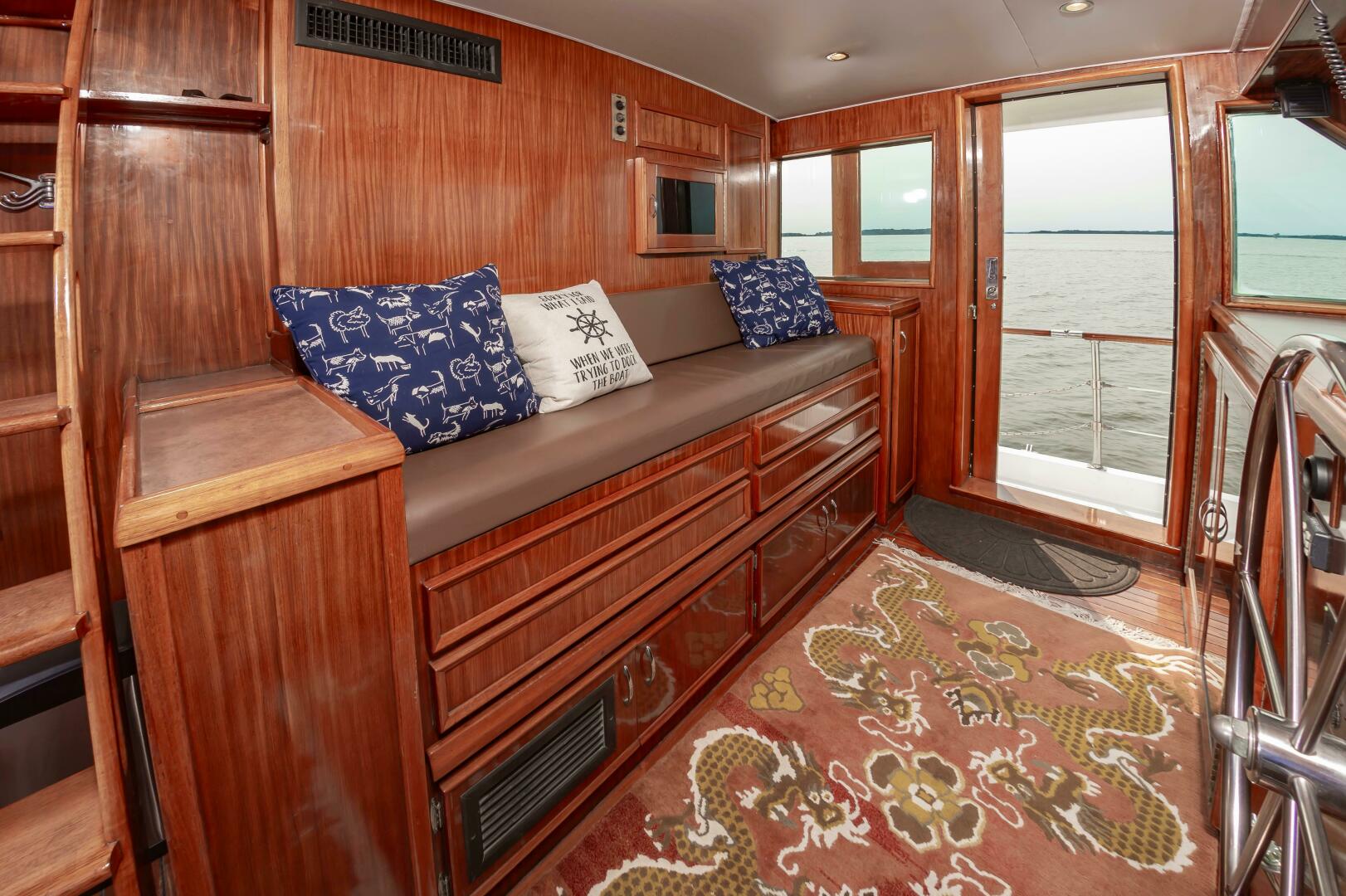 Slide: The Image of 1980 Hatteras Extended Deck Power 9832157 981829160 0 090620250652 12 - 5375837